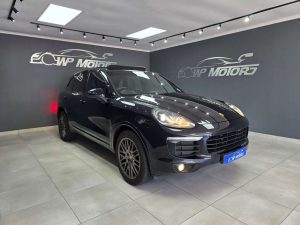 2017 Porsche Cayenne TIPTRONIC PLATINUM EDITION (E2 GEN II)