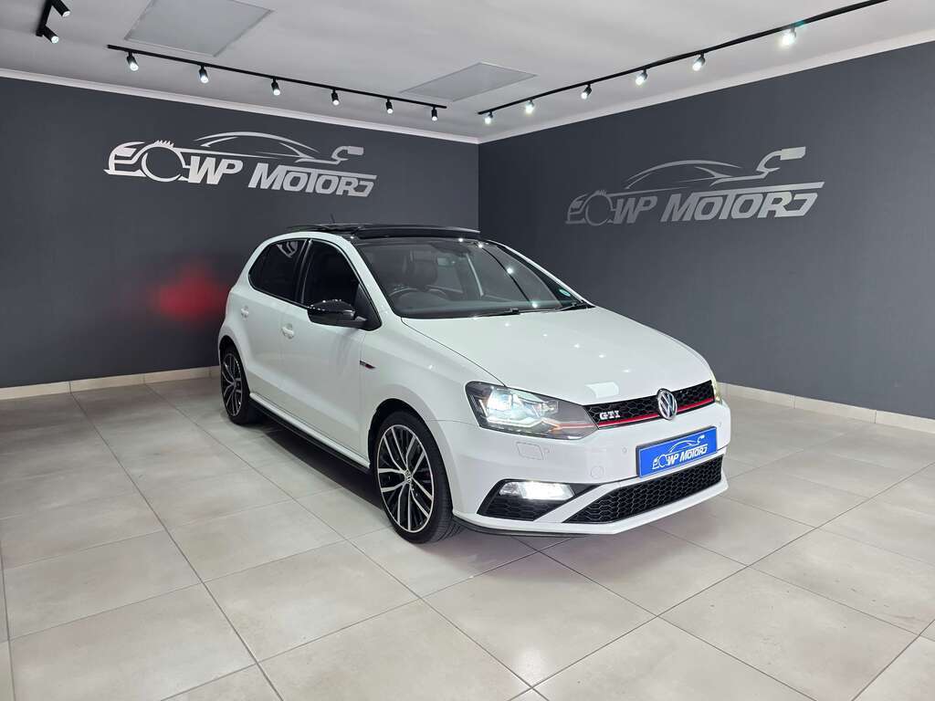 2016 Volkswagen Polo GTi 1.8TSI DSG