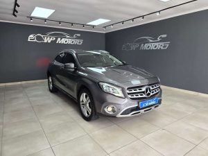 2017 Mercedes-benz Gla 200d A/T